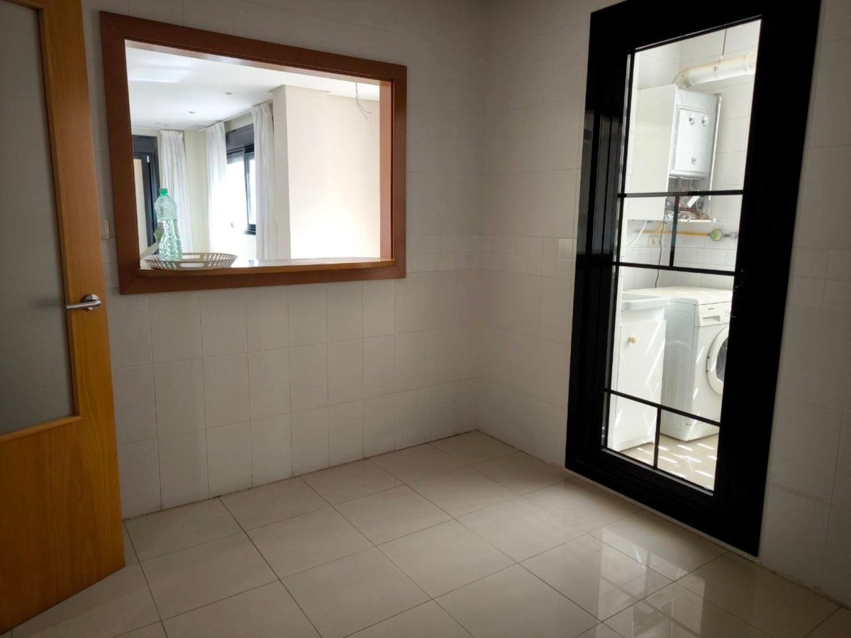 2 Bed Apartment for sale in Puerto Banús Costa Del Sol, Málaga, Spain
