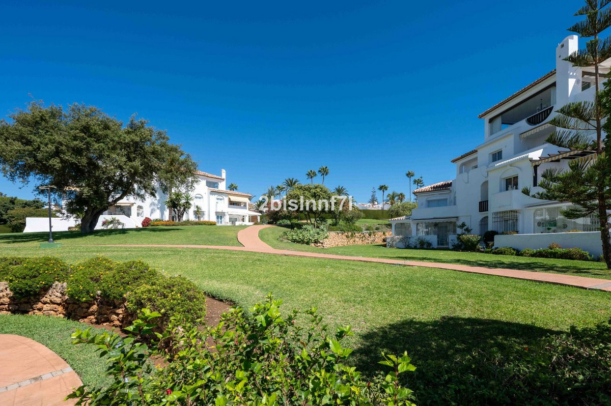 Se vende Ático de 2 dormitorios en Costa Del Sol, Málaga, España