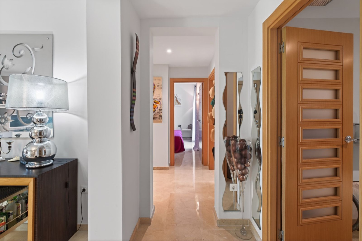 2 Bed Apartment for sale in Estepona Costa Del Sol, Málaga, Spain