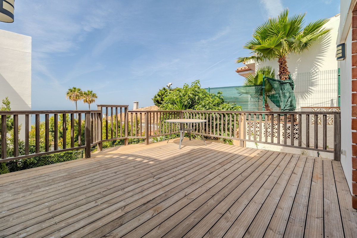 6 Bed Townhouse for sale in El Faro Costa Del Sol, Málaga, Spain
