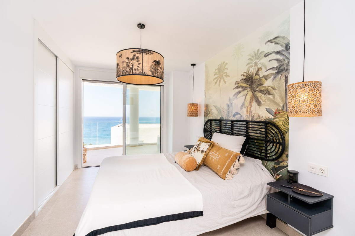 3 Bed Apartment for sale in Torrequebrada Costa Del Sol, Málaga, Spain