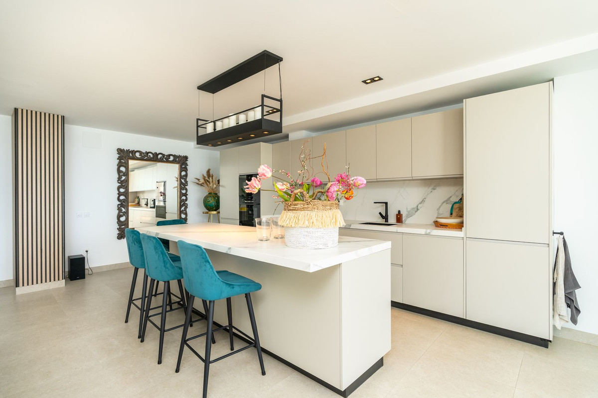 3 Bed Apartment for sale in Torrequebrada Costa Del Sol, Málaga, Spain