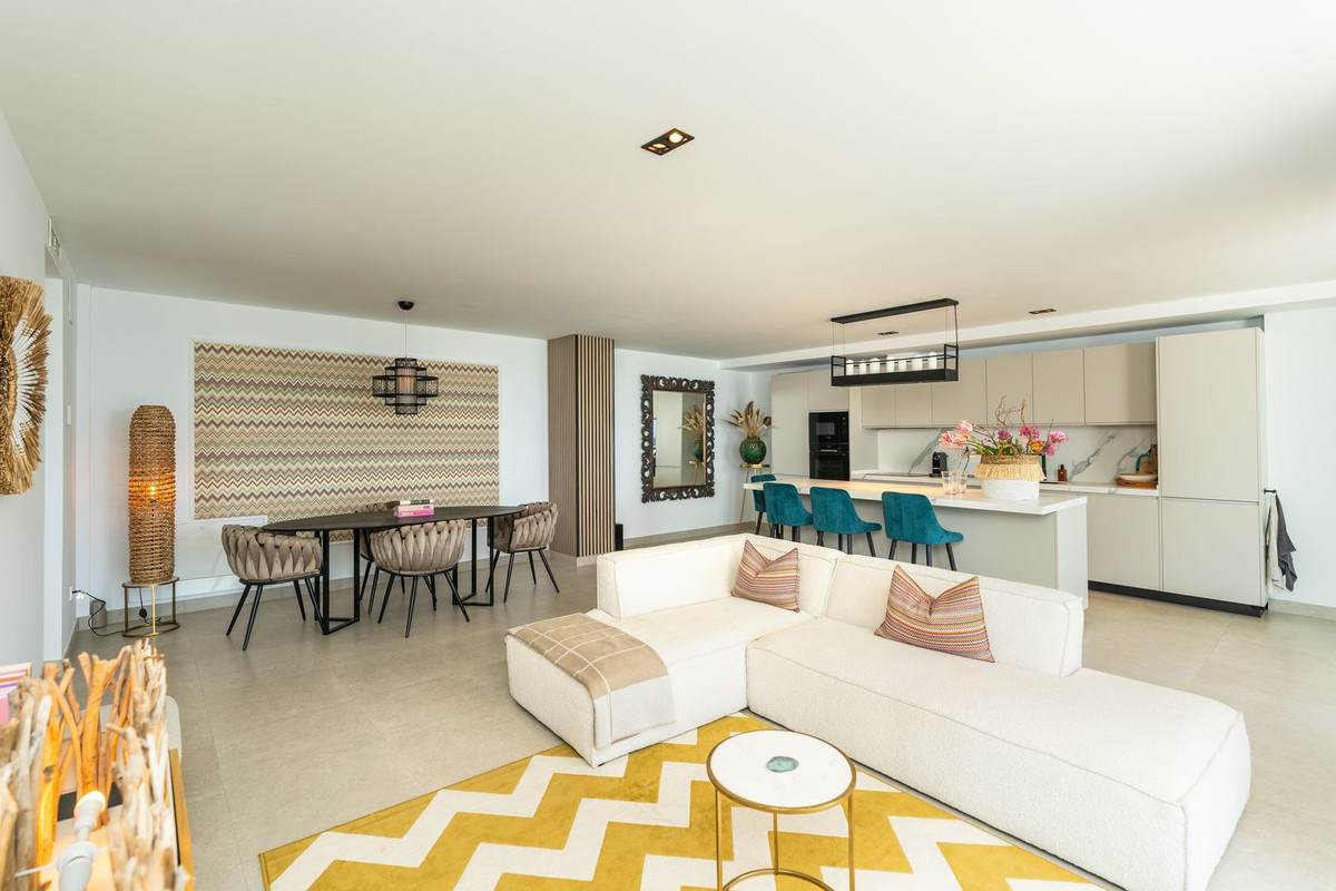 3 Bed Apartment for sale in Torrequebrada Costa Del Sol, Málaga, Spain