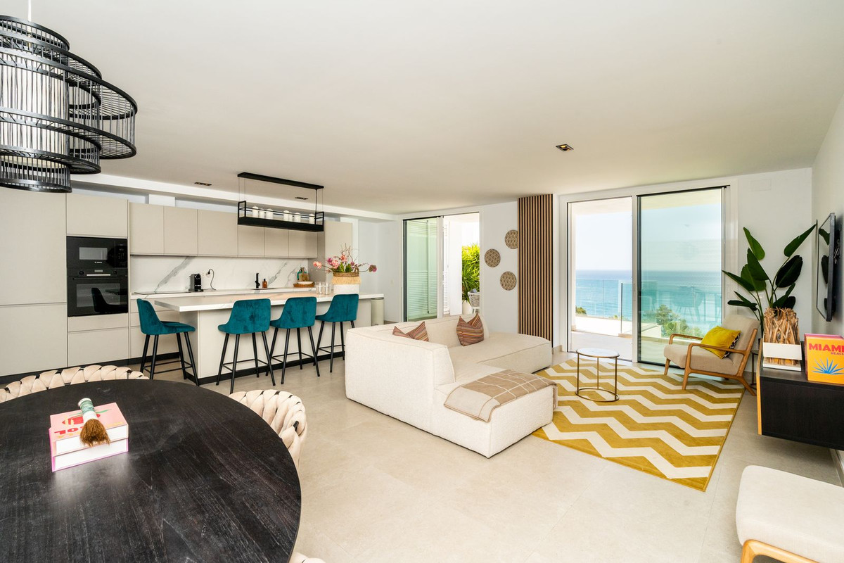 3 Bed Apartment for sale in Torrequebrada Costa Del Sol, Málaga, Spain
