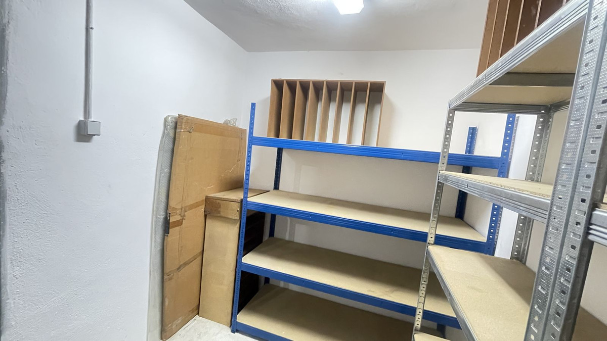 Se vende Trastero - Almacén  en Costa Del Sol, Málaga, España