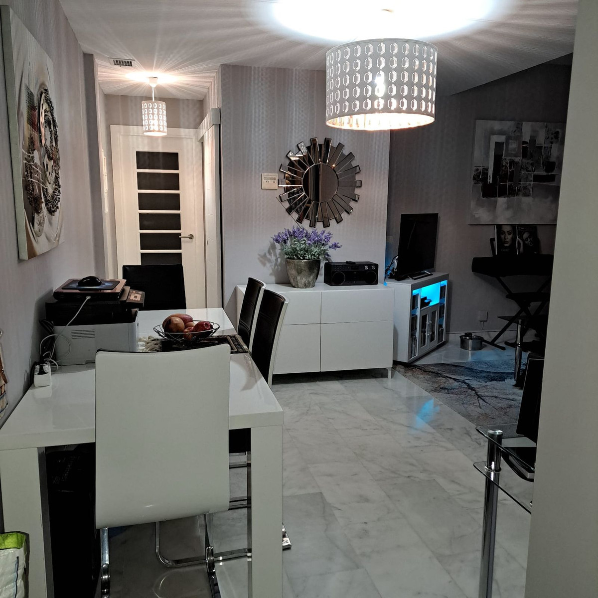 Se vende Apartamento Planta Media de 2 dormitorios en Costa Del Sol, Málaga, España