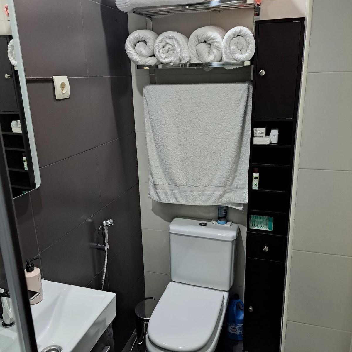 Se vende Apartamento Planta Media de 2 dormitorios en Costa Del Sol, Málaga, España