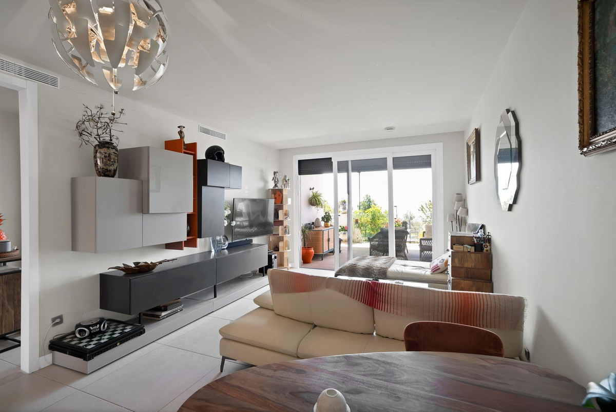 2 Bed Apartment for sale in Benalmadena Costa Del Sol, Málaga, Spain
