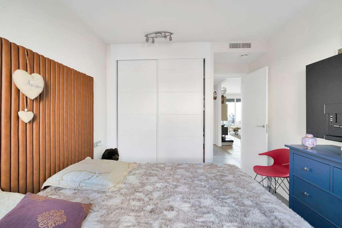 2 Bed Apartment for sale in Benalmadena Costa Del Sol, Málaga, Spain