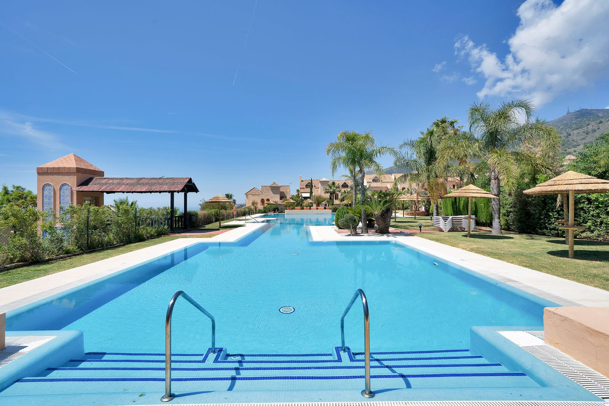 2 Bed Apartment for sale in Benalmadena Costa Del Sol, Málaga, Spain