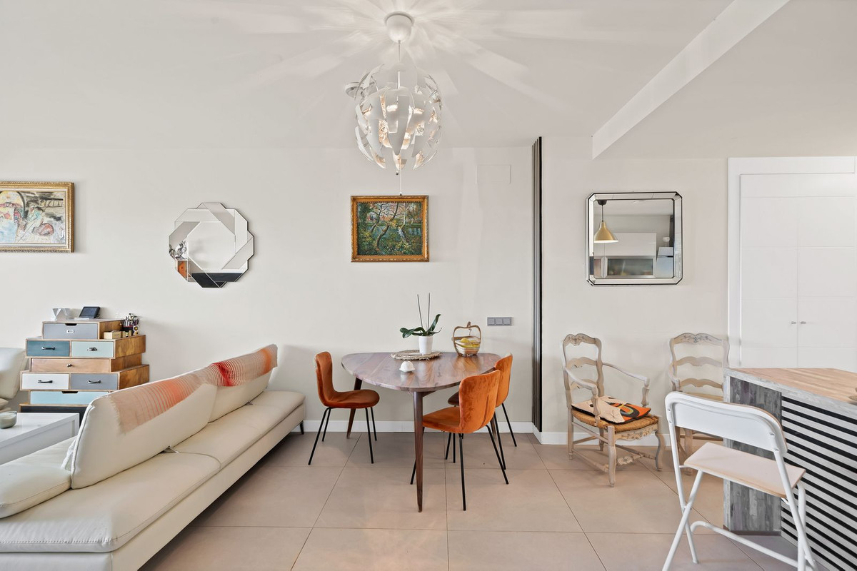 2 Bed Apartment for sale in Benalmadena Costa Del Sol, Málaga, Spain