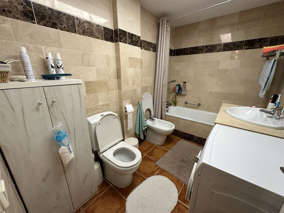 1 Bed Apartment for sale in Benahavís Costa Del Sol, Málaga, Spain