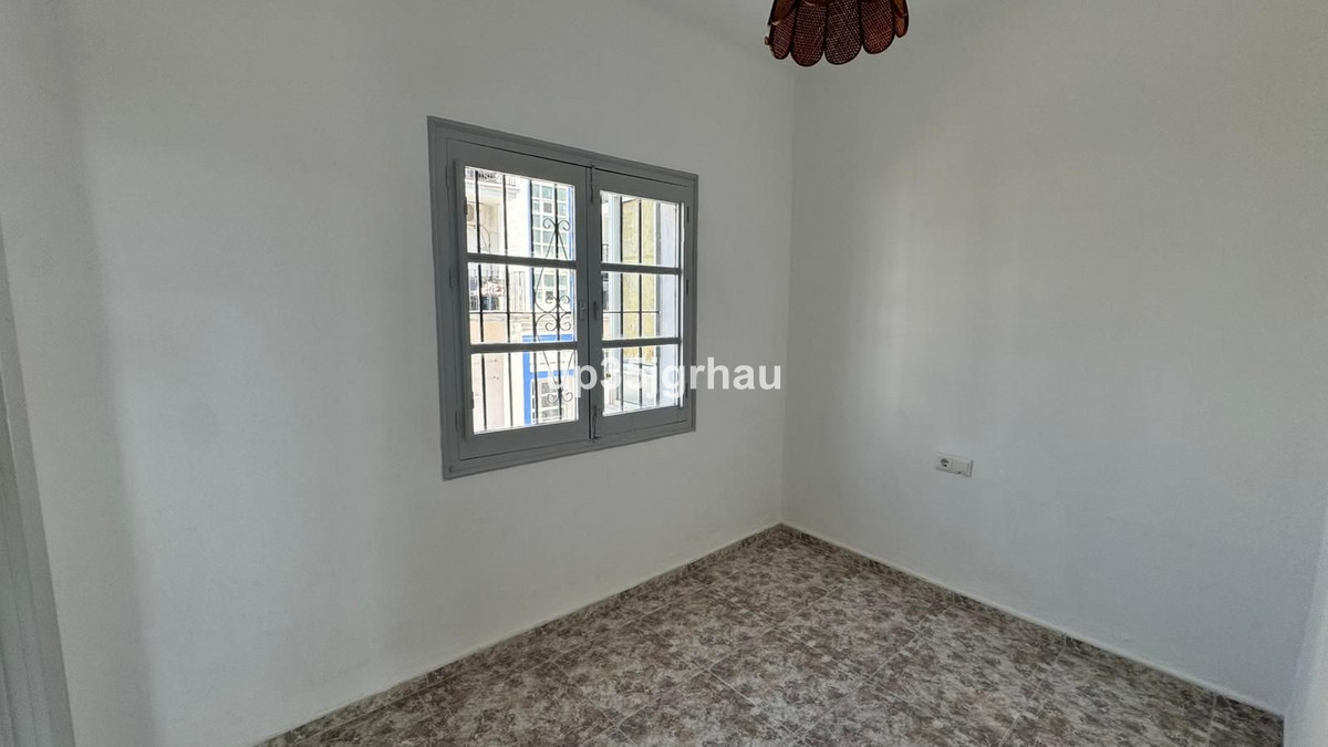 Se vende Apartamento Planta Media de 3 dormitorios en Costa Del Sol, Málaga, España