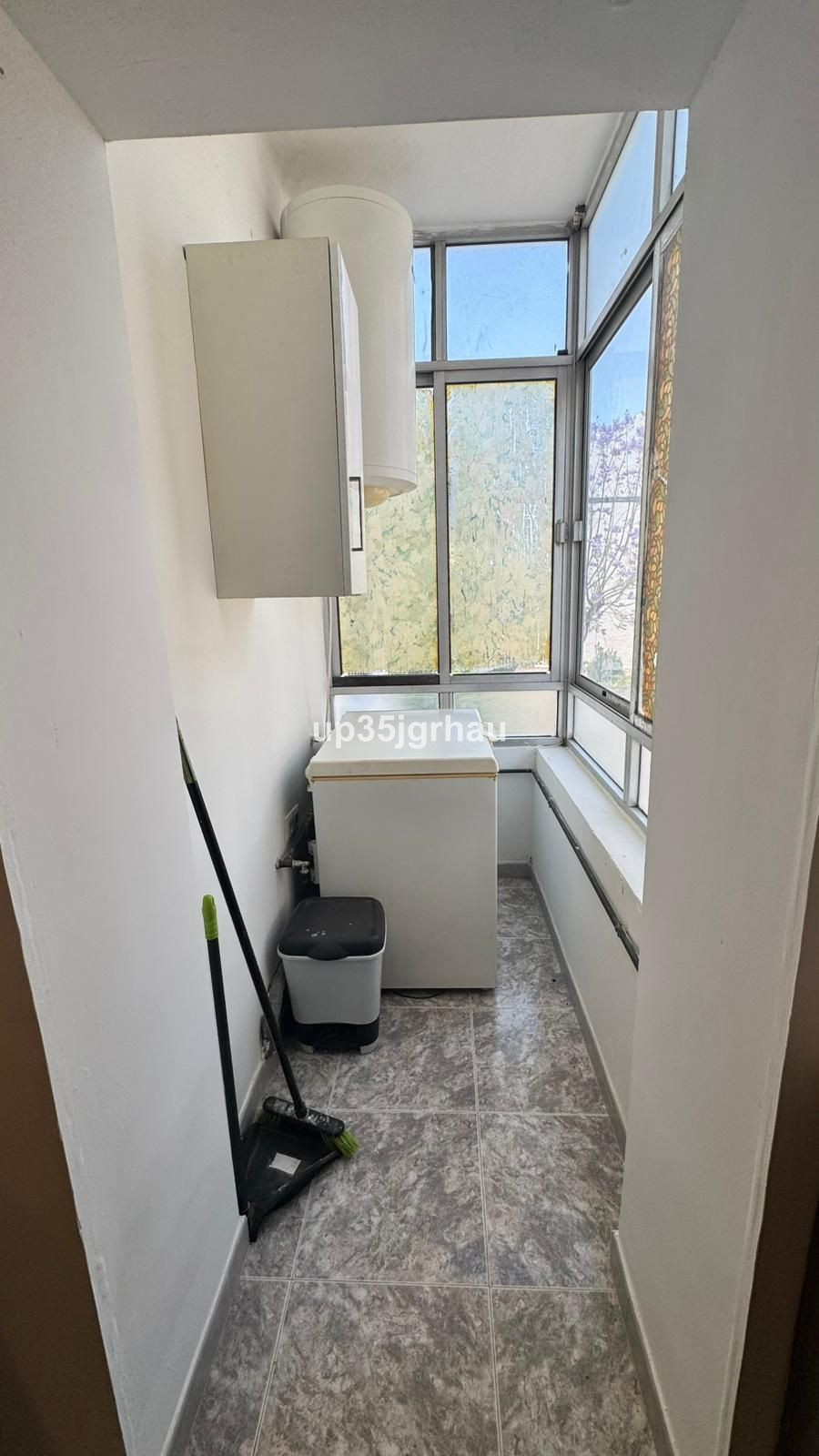 Se vende Apartamento Planta Media de 3 dormitorios en Costa Del Sol, Málaga, España