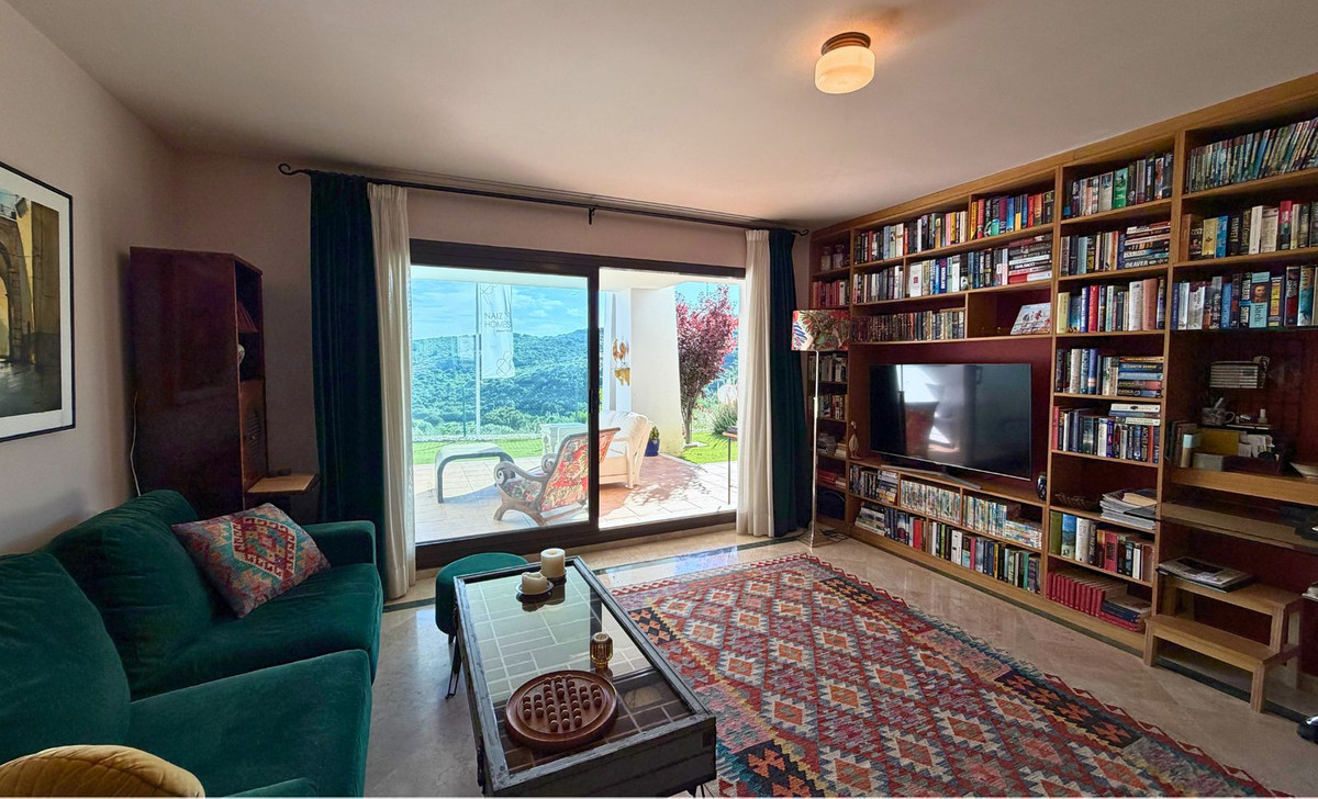 2 Bed Apartment for sale in Casares Playa Costa Del Sol, Málaga, Spain