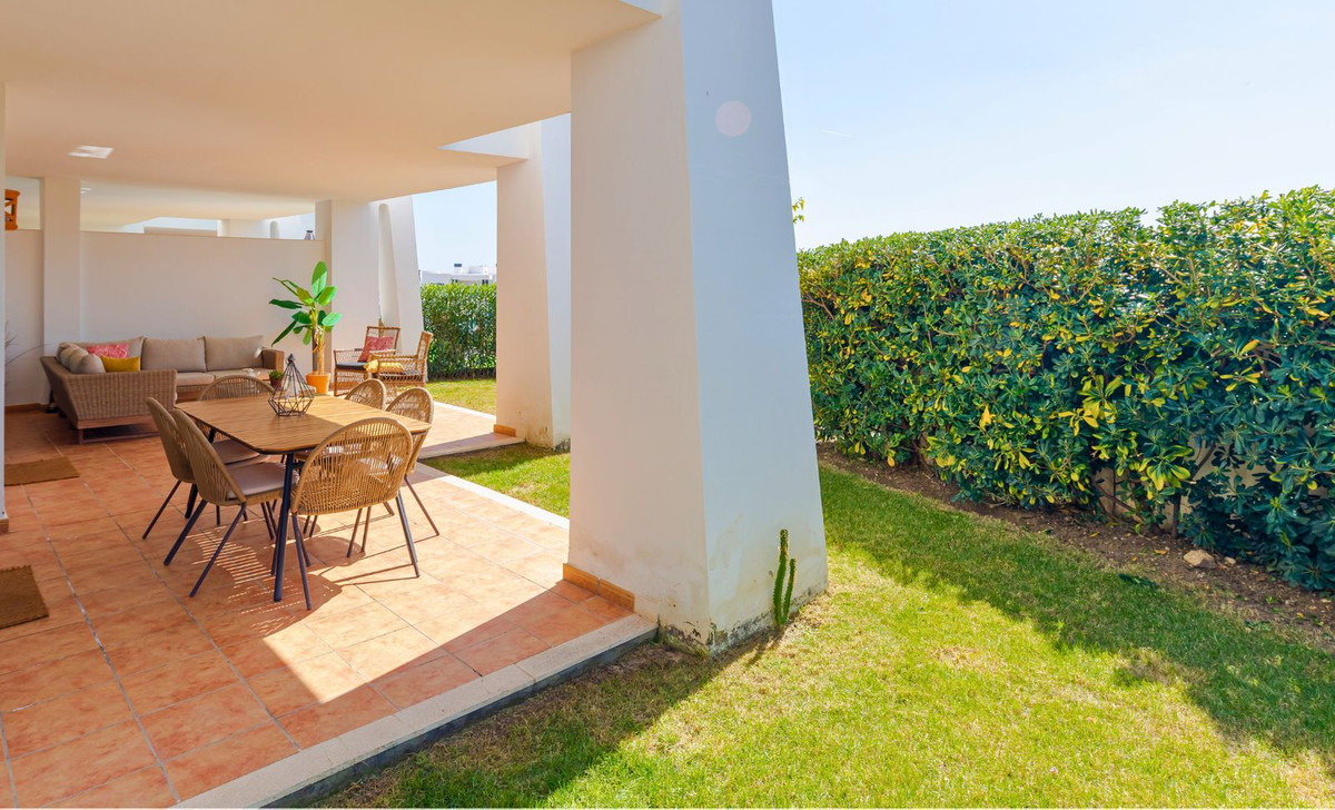 Se vende Apartamento Planta Baja de 3 dormitorios en Costa Del Sol, Málaga, España