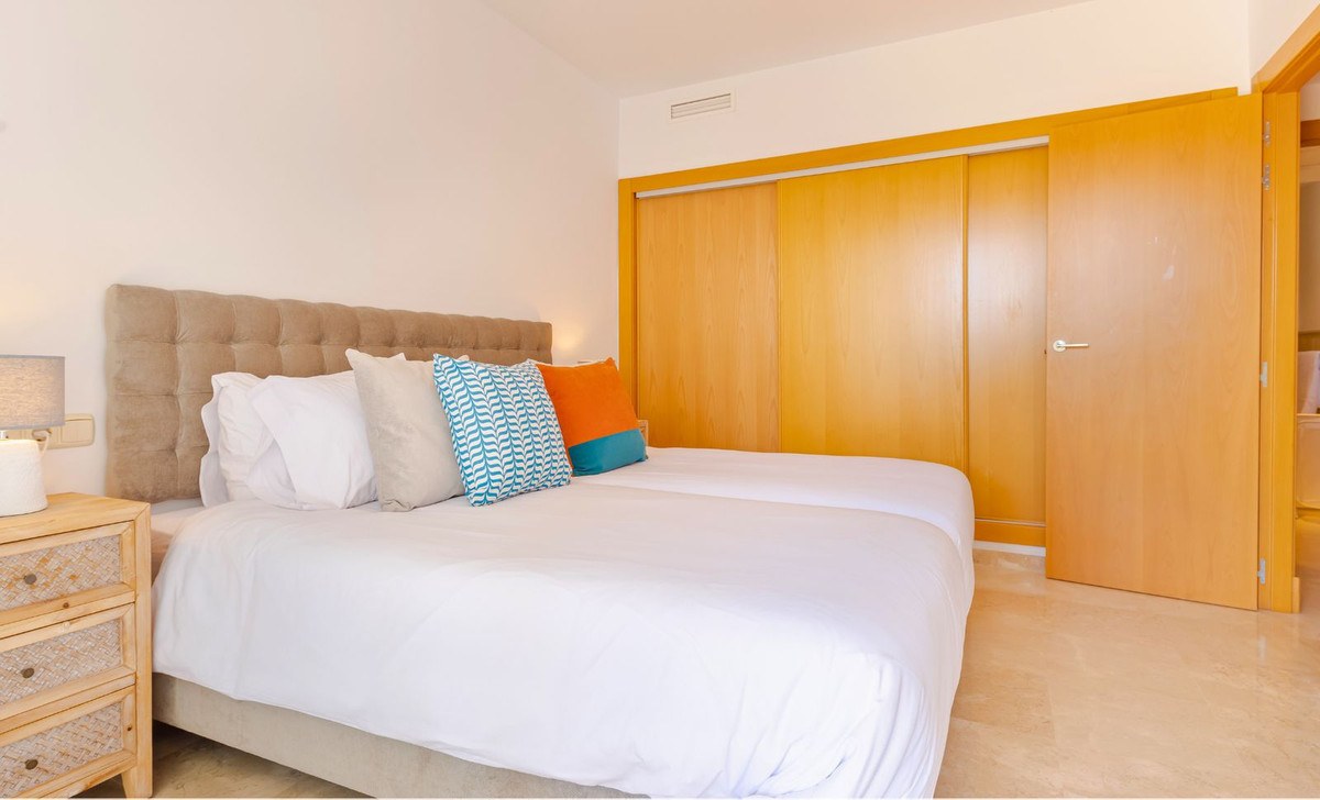 Se vende Apartamento Planta Baja de 3 dormitorios en Costa Del Sol, Málaga, España