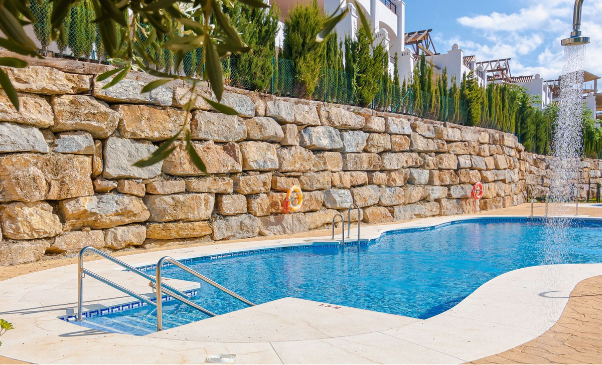 Se vende Apartamento Planta Baja de 3 dormitorios en Costa Del Sol, Málaga, España