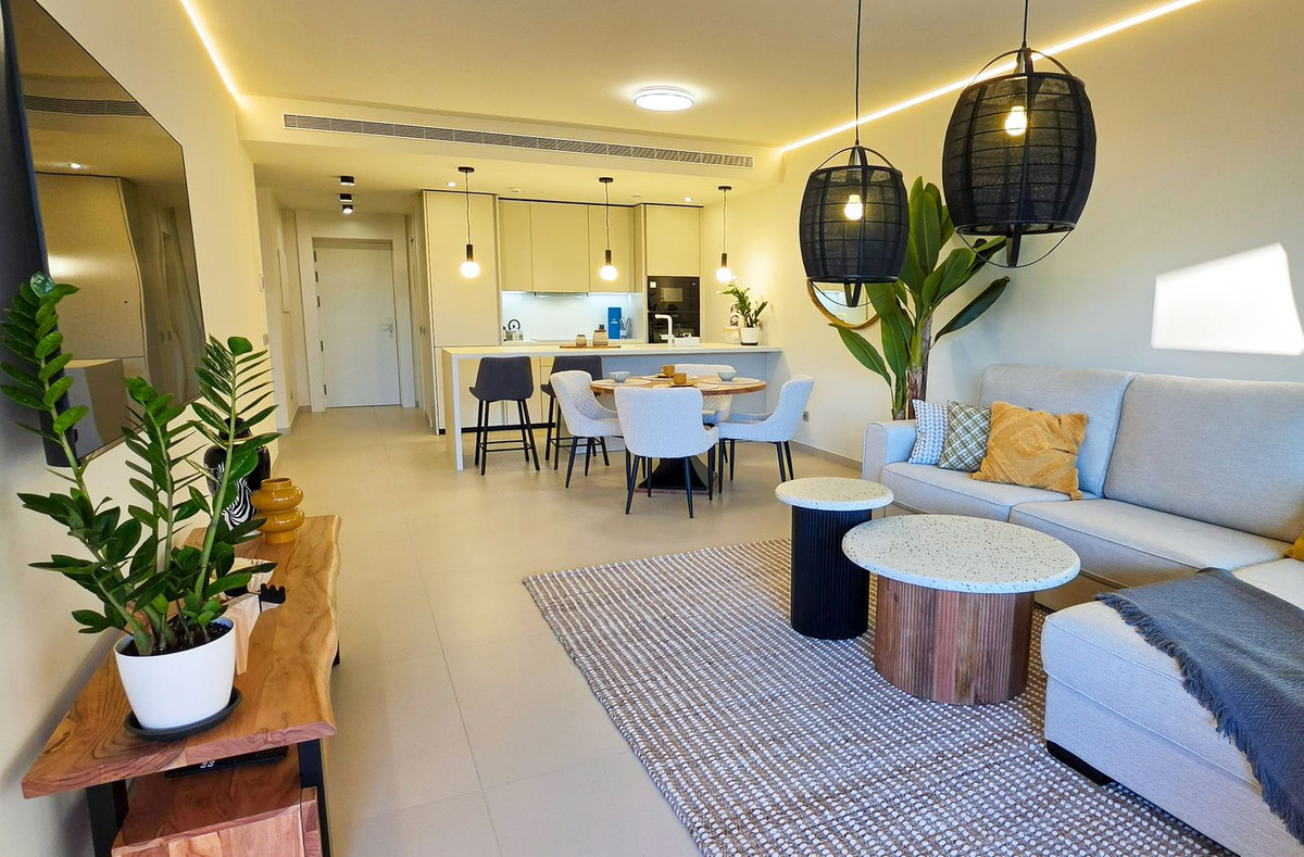 2 Bed Apartment for sale in Higueron Costa Del Sol, Málaga, Spain