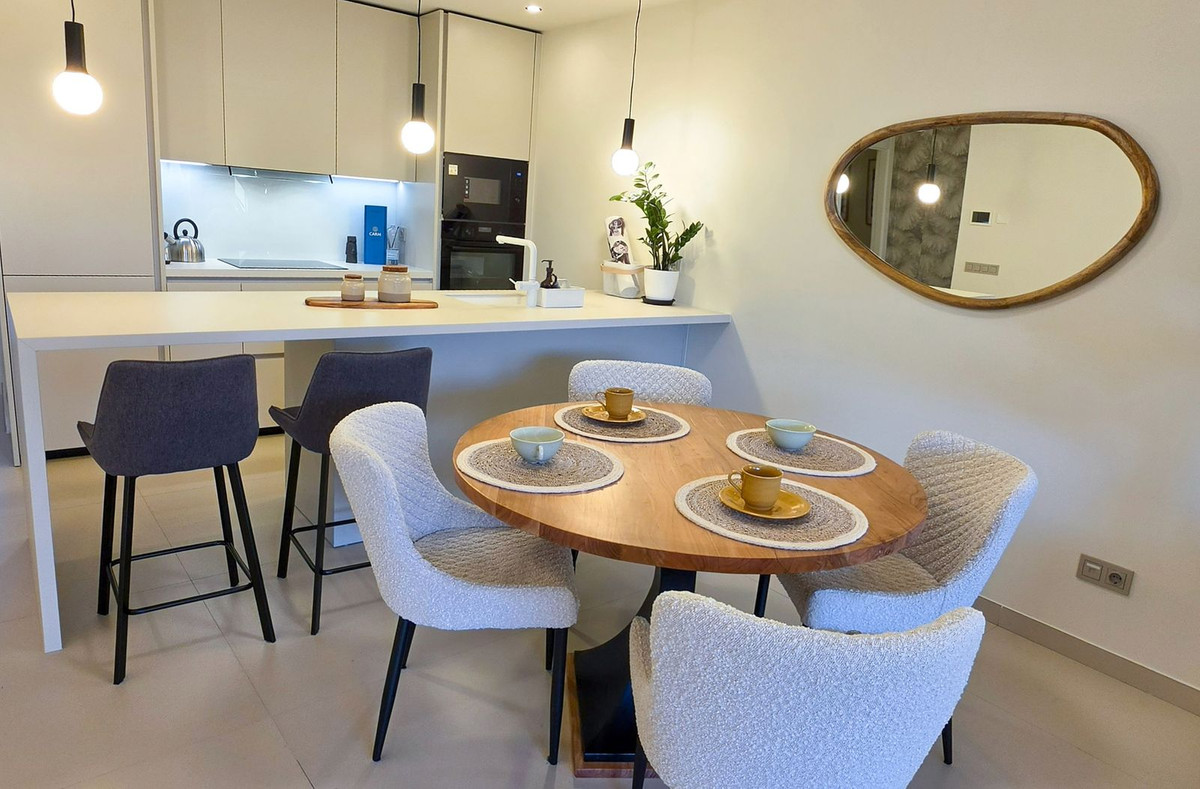 2 Bed Apartment for sale in Higueron Costa Del Sol, Málaga, Spain
