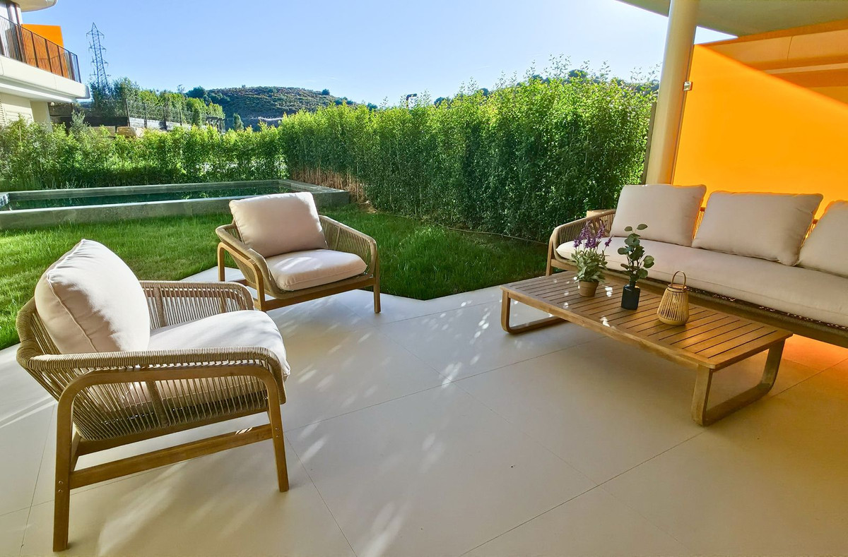 2 Bed Apartment for sale in Higueron Costa Del Sol, Málaga, Spain