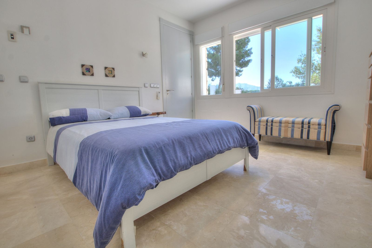 Se vende Villa - Chalet de 4 dormitorios en Costa Del Sol, Málaga, España
