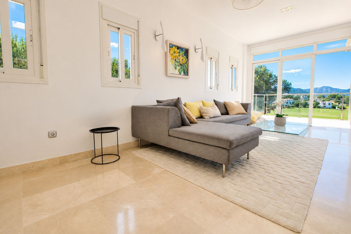 Se vende Villa - Chalet de 4 dormitorios en Costa Del Sol, Málaga, España