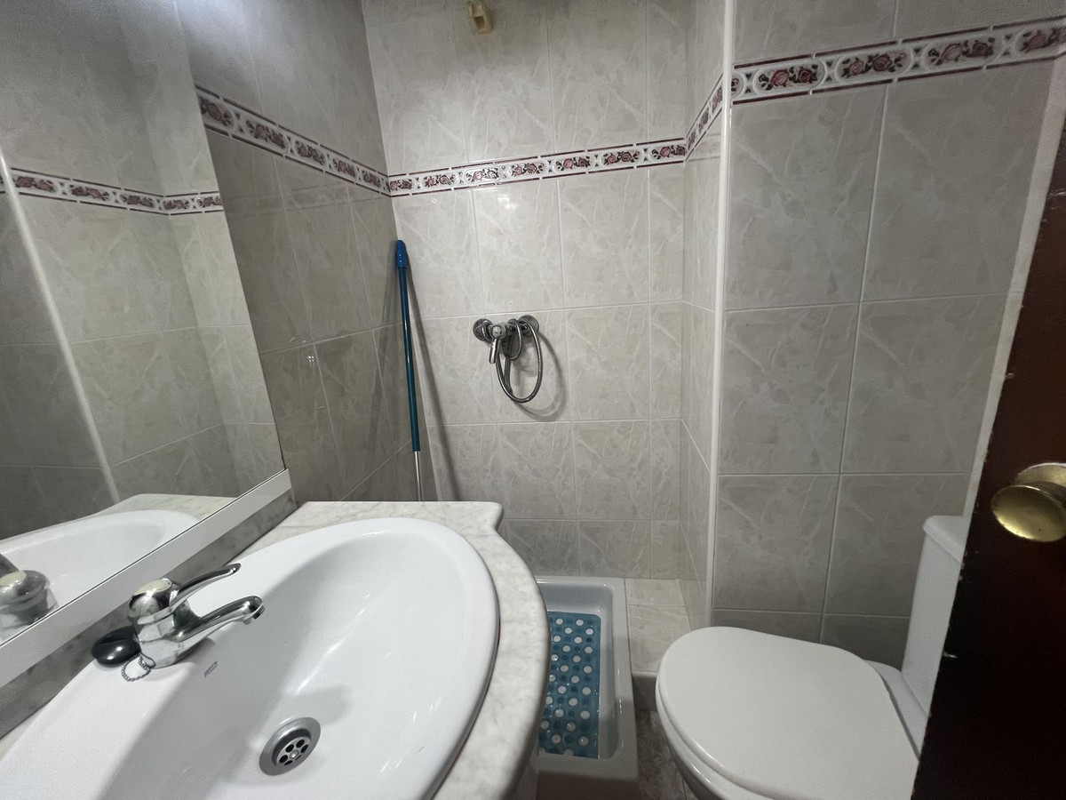 3 Bed Apartment for sale in Málaga Costa Del Sol, Málaga, Spain