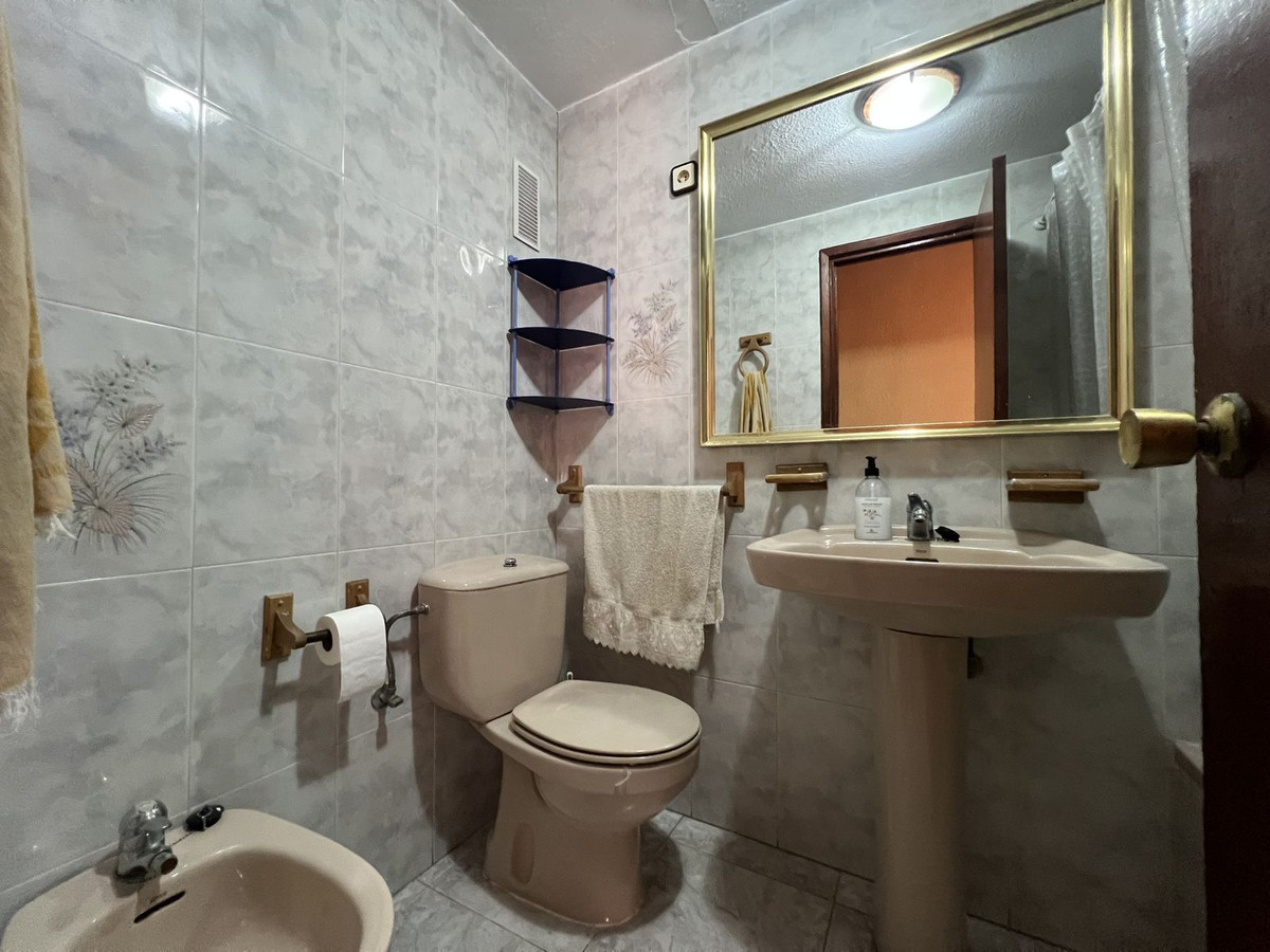 3 Bed Apartment for sale in Málaga Costa Del Sol, Málaga, Spain