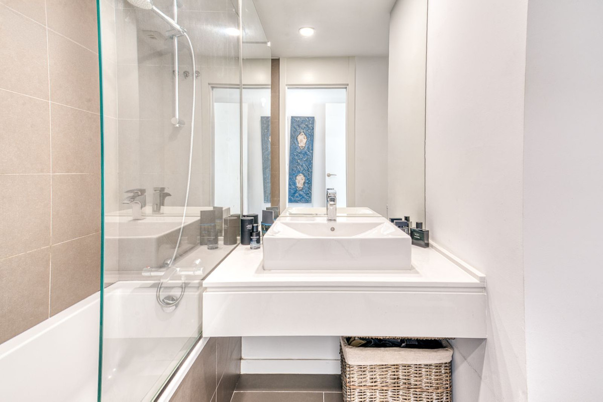 Se vende Ático de 2 dormitorios en Costa Del Sol, Málaga, España