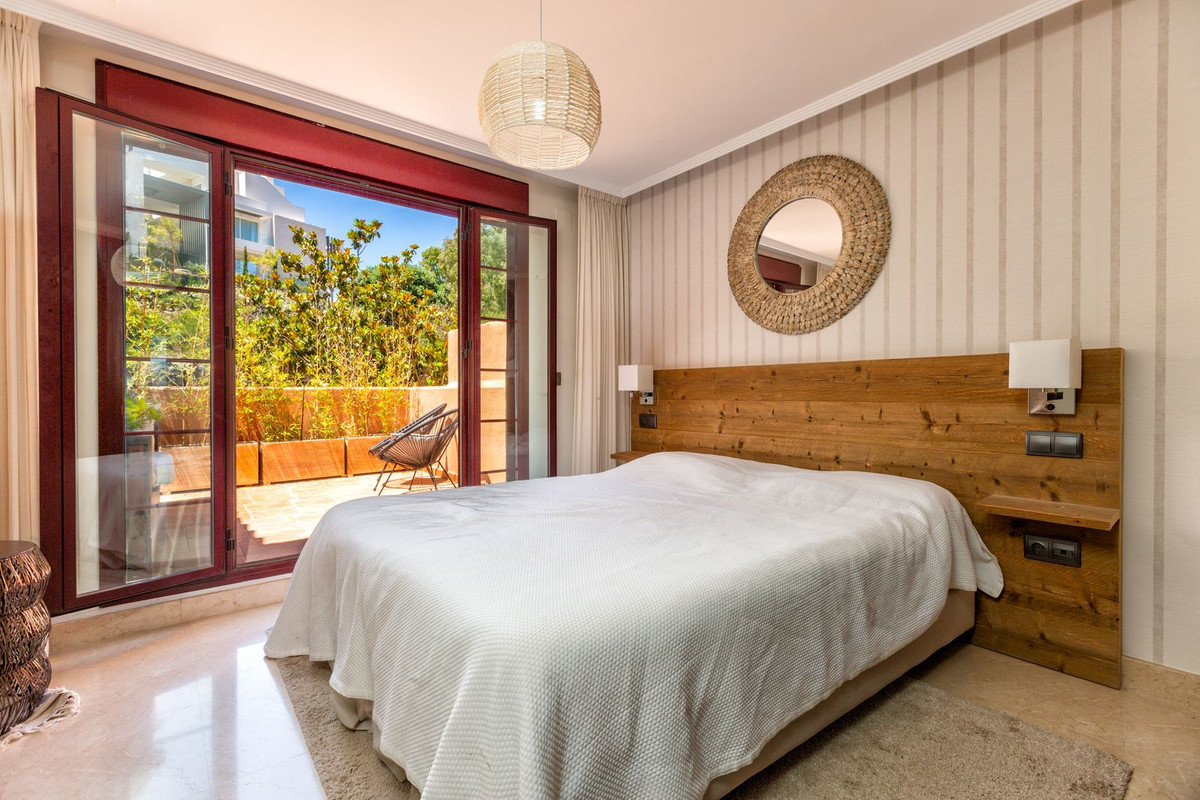 3 Bed Apartment for sale in La Mairena Costa Del Sol, Málaga, Spain