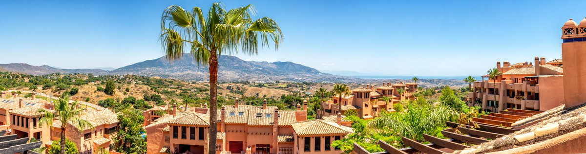 3 Bed Apartment for sale in La Mairena Costa Del Sol, Málaga, Spain