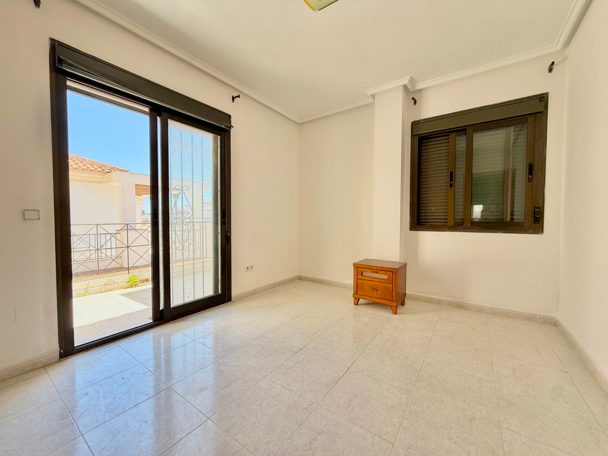 Se vende Pareada de 3 dormitorios en Costa Blanca, Alicante, España