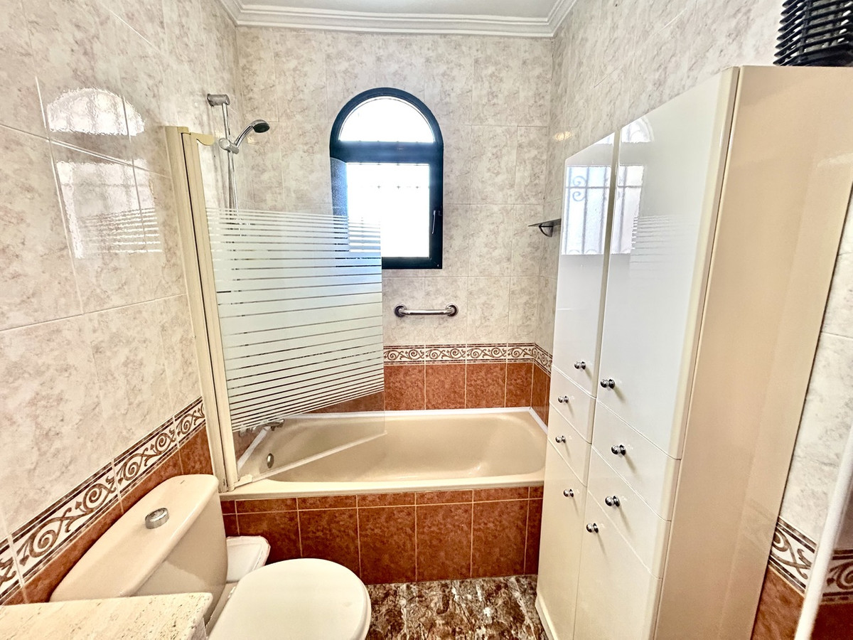 Se vende Adosada de 3 dormitorios en Costa Blanca, Alicante, España