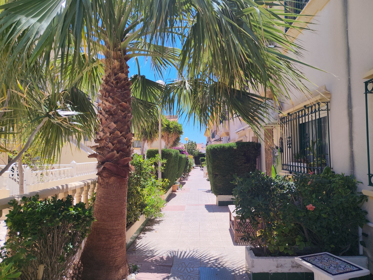 Se vende Adosada de 3 dormitorios en Costa Blanca, Alicante, España