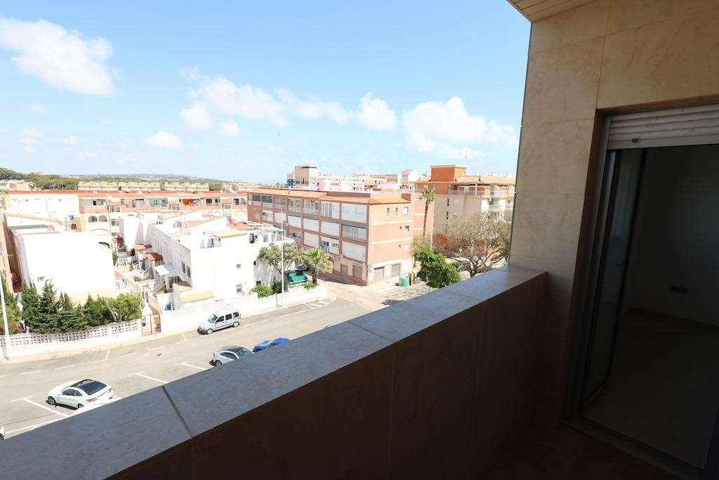 Se vende Apartamento Planta Baja de 3 dormitorios en Costa Blanca, Alicante, España