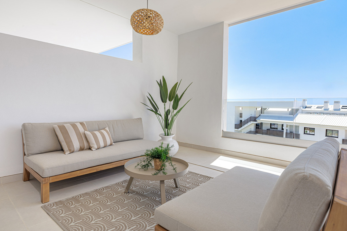 2 Bed Apartment for sale in Fuengirola Costa Del Sol, Málaga, Spain