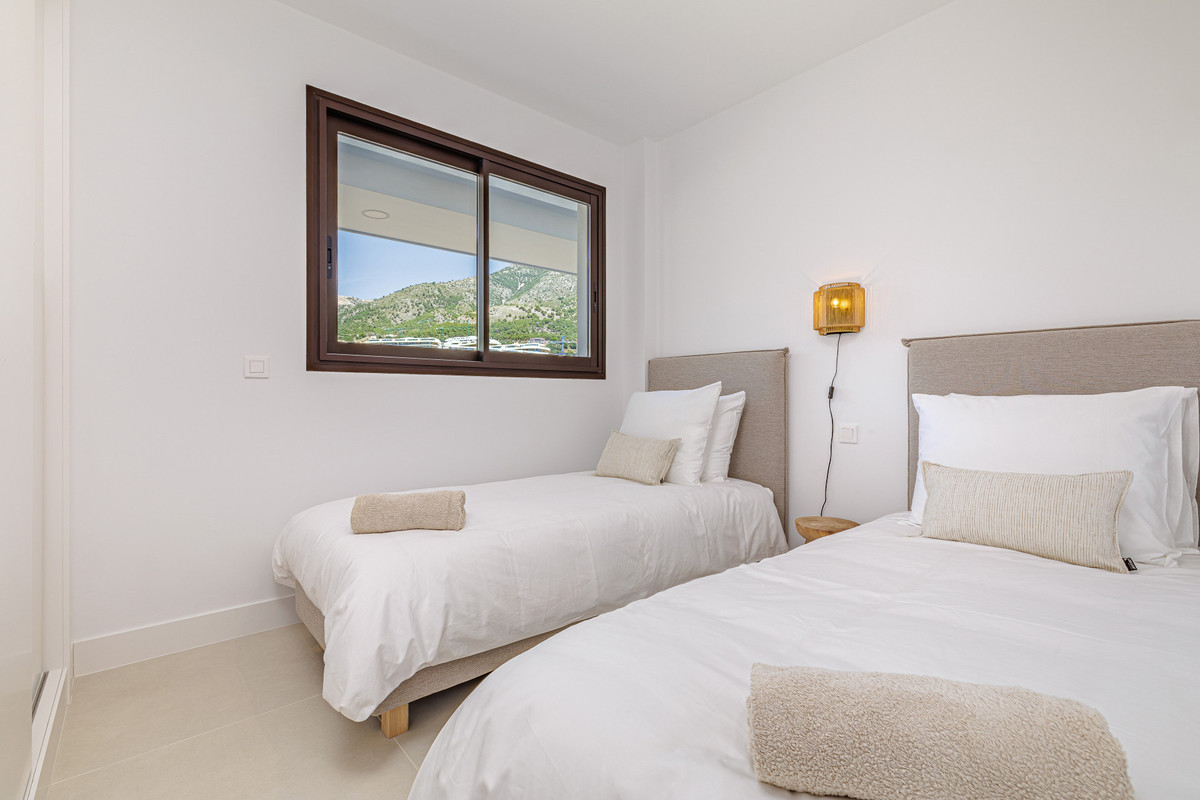 2 Bed Apartment for sale in Fuengirola Costa Del Sol, Málaga, Spain