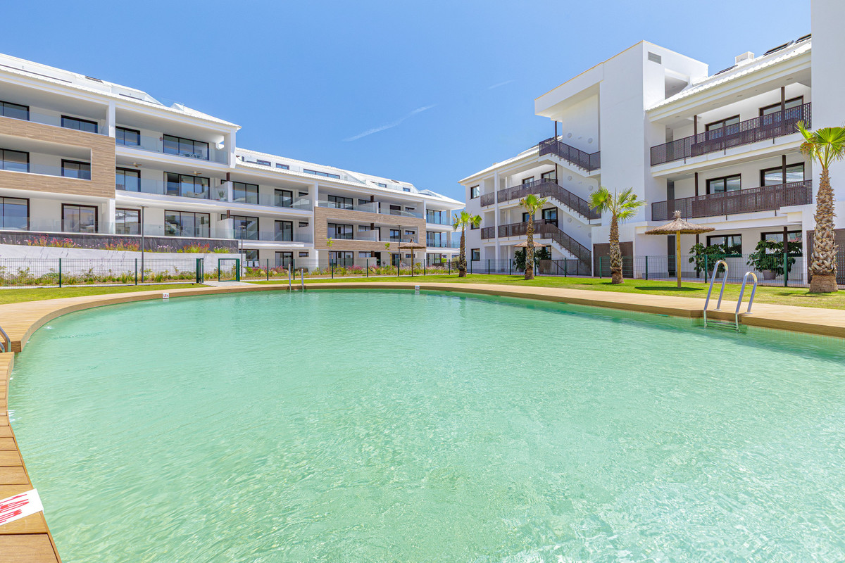 2 Bed Apartment for sale in Fuengirola Costa Del Sol, Málaga, Spain