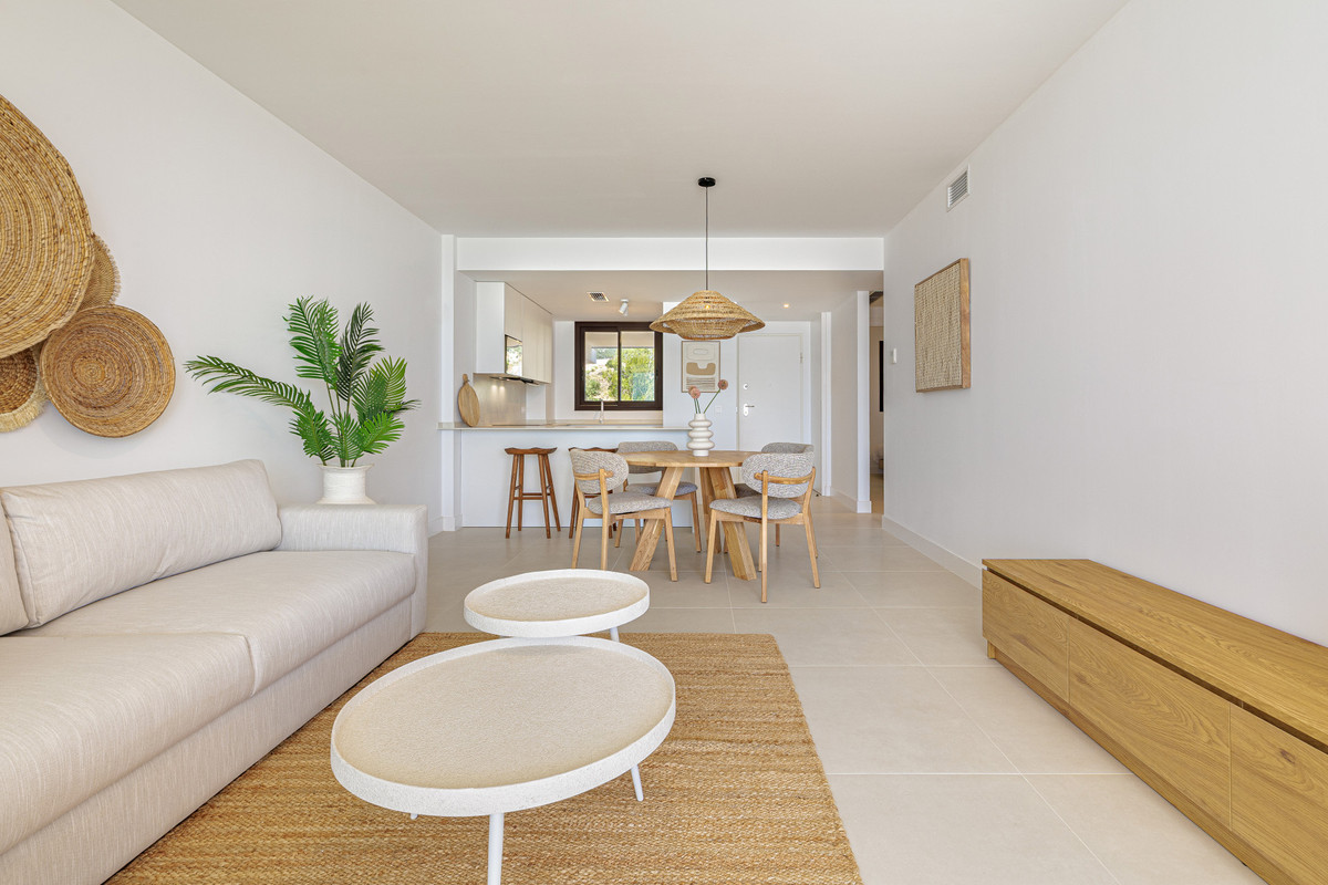 2 Bed Apartment for sale in Fuengirola Costa Del Sol, Málaga, Spain