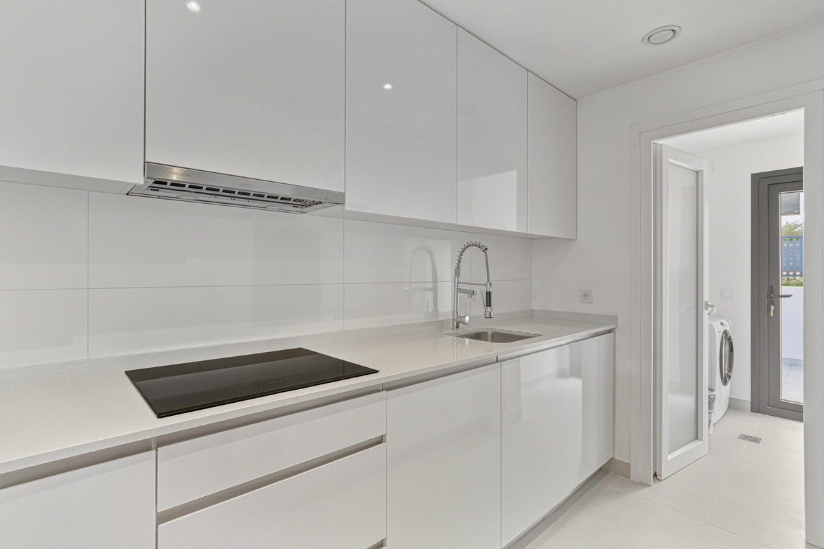 Se vende Apartamento Planta Baja de 2 dormitorios en Costa Del Sol, Málaga, España
