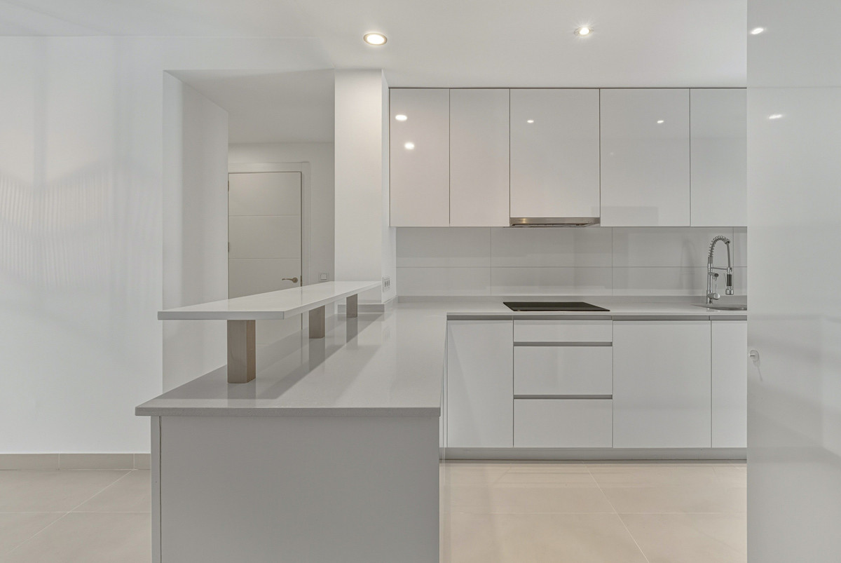Se vende Apartamento Planta Baja de 2 dormitorios en Costa Del Sol, Málaga, España