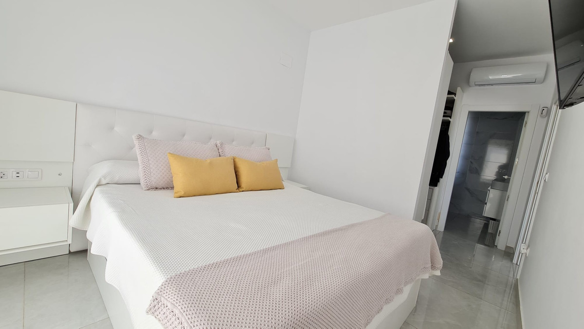 Se vende Villa - Chalet de 3 dormitorios en Costa Blanca, Alicante, España