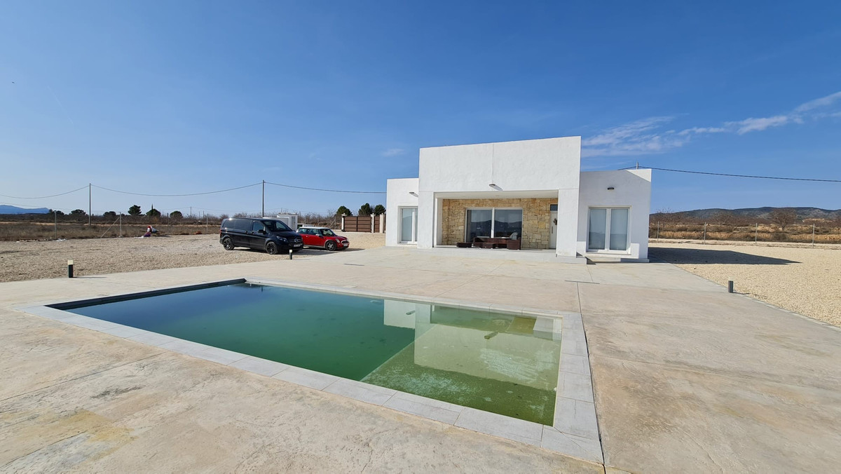 Se vende Villa - Chalet de 3 dormitorios en Costa Blanca, Alicante, España