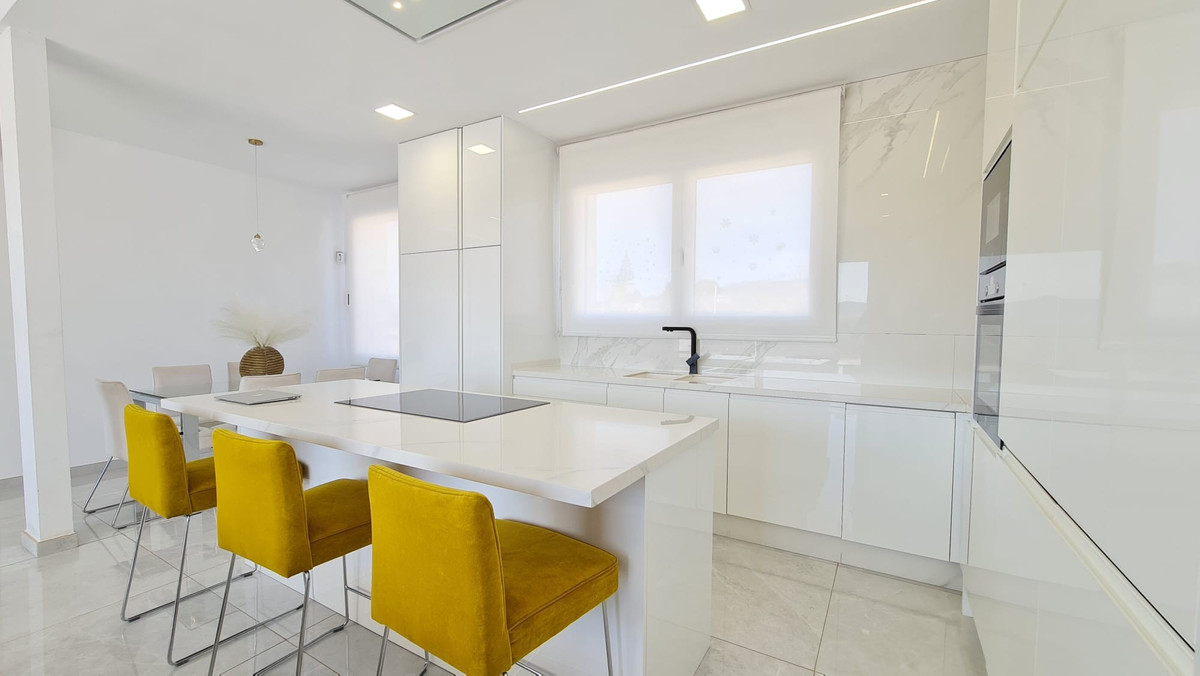 3 Bed Townhouse for sale in Pinoso Costa Blanca, Alicante, Spain