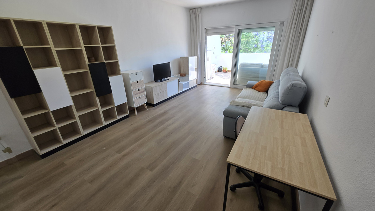 Se vende Apartamento Planta Media de 1 dormitorios en Costa Del Sol, Málaga, España