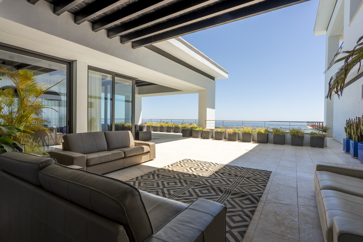 Se vende Villa - Chalet de 12 dormitorios en Costa Del Sol, Málaga, España