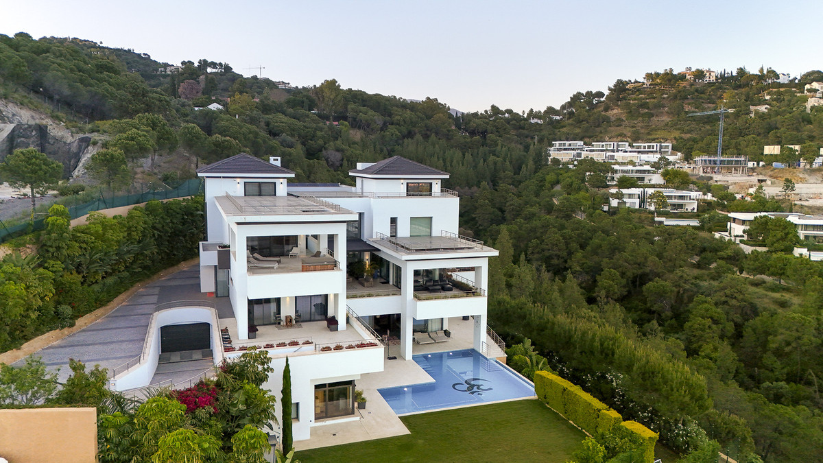 Se vende Villa - Chalet de 12 dormitorios en Costa Del Sol, Málaga, España