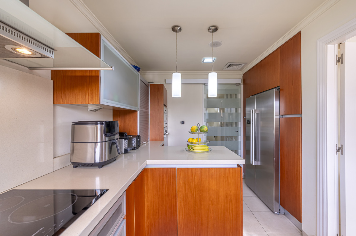 4 Bed Townhouse for sale in The Golden Mile Costa Del Sol, Málaga, Spain