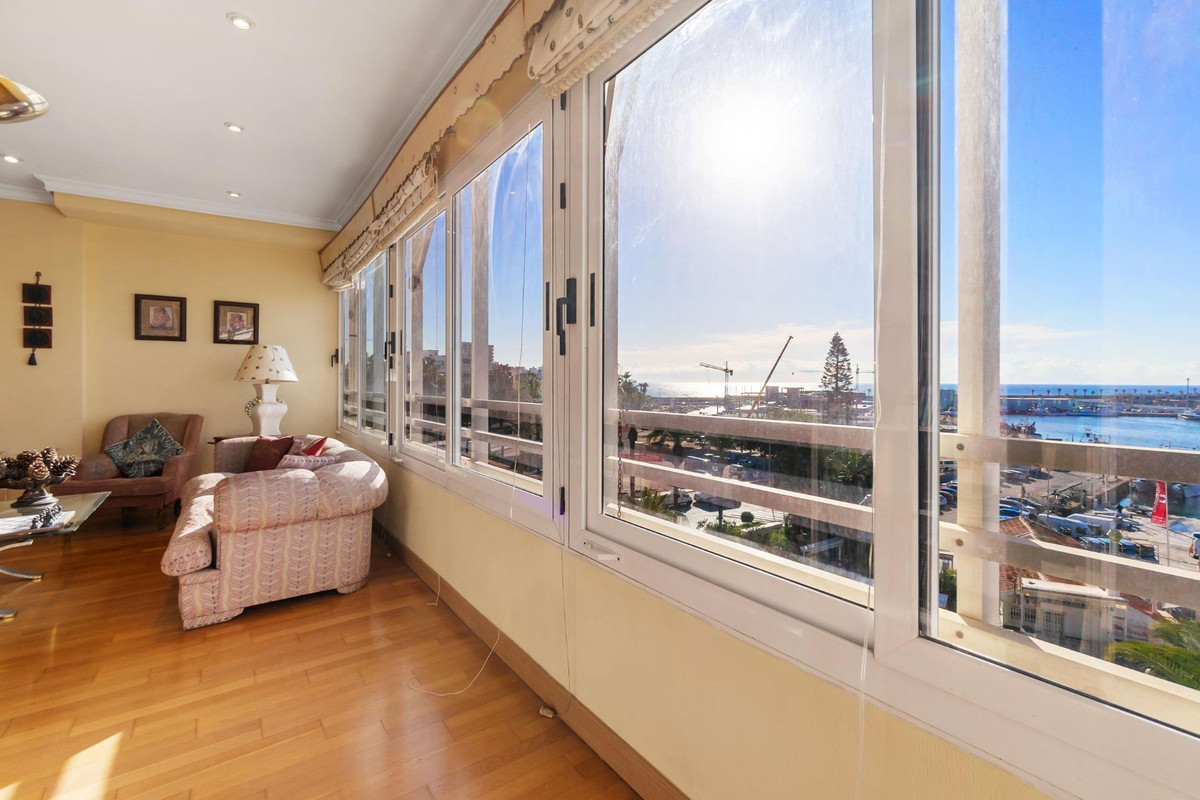 Se vende Apartamento Planta Media de 4 dormitorios en Costa Blanca, Alicante, España